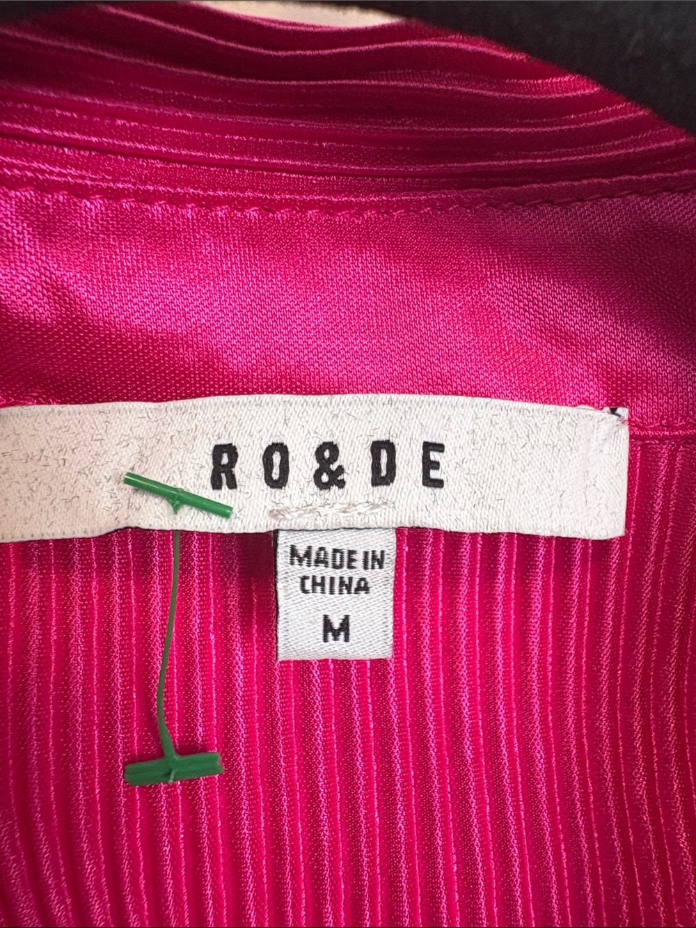 Women's Fuchsia Button-Down Blouse with Textured Rib - Picture 2 of 10